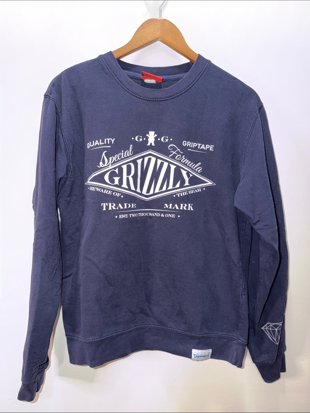 Y2K Diamond Grizzly Crewneck Sweater in Navy Size 24.5x22